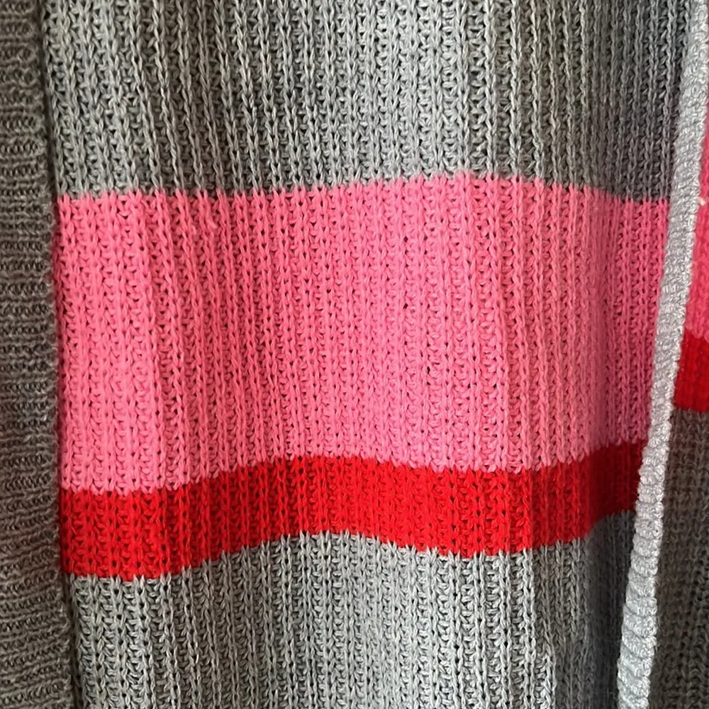 Ultra Flirt New York Los Angeles Gray Crochet Knit Sweater Cardigan Womens Small - Image 5