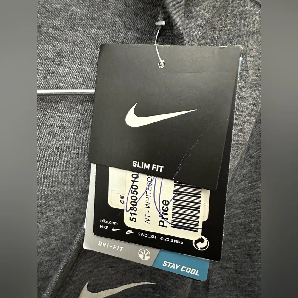 Nike V-neck Dri-Fit Chicago White Sox Gray Short Sleeve V Neck T-Shirt Med NWT - Image 4