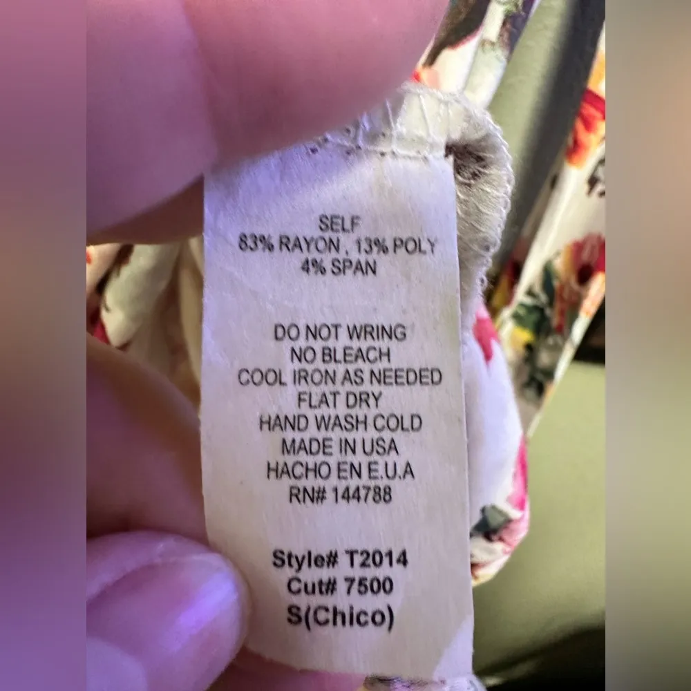 Twenty Second Haley long sleeve floral vneck hi low top - Image 4