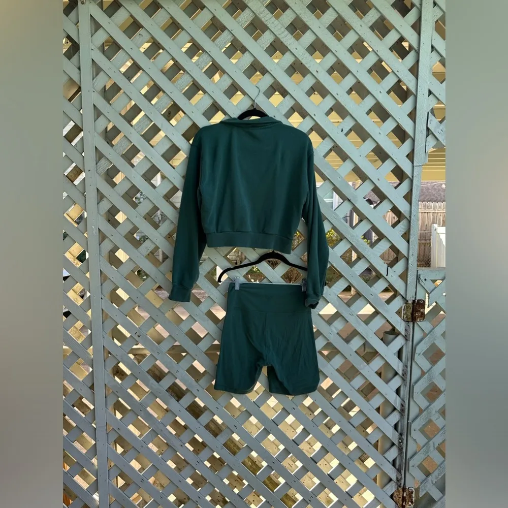 Aritzia tan fleece set - Image 2