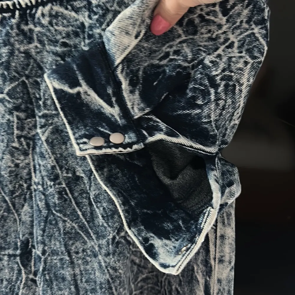 Gorgeous BNWOT who what wear denim puff sleeved dress size Small - Image 4