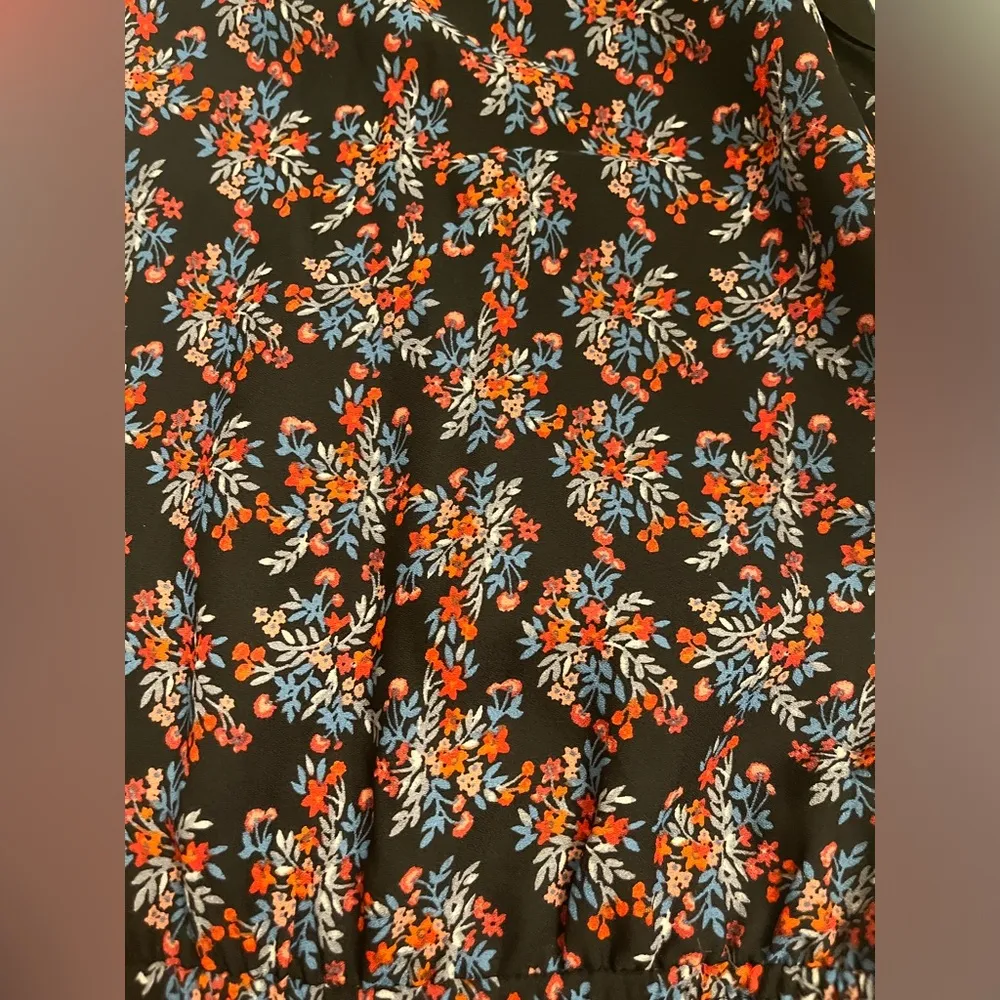 NWT Francesca’s Miami Jumpsuit black floral - Image 4