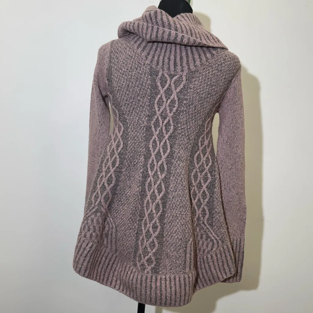 Kaisely Pink and Gray Cowl Neck Sweater - Image 7