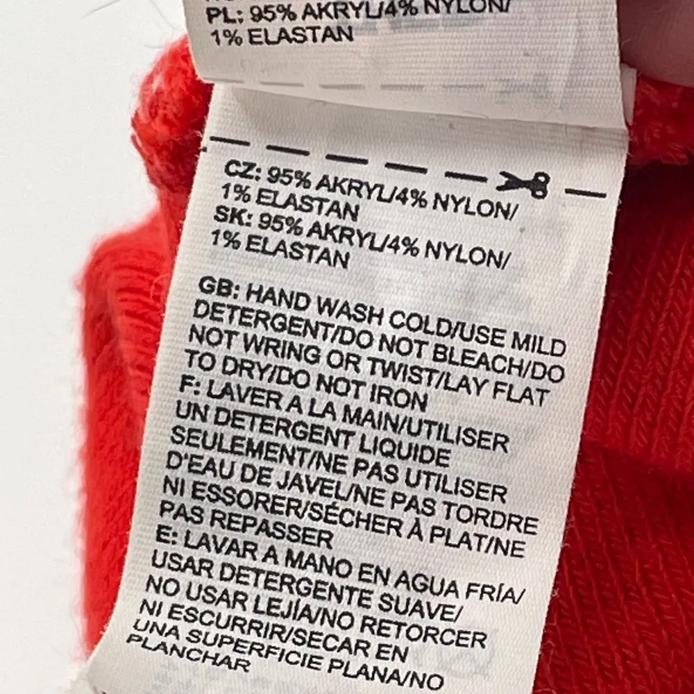 The North Face Red Expedition Beanie One Size Unisex - Image 7