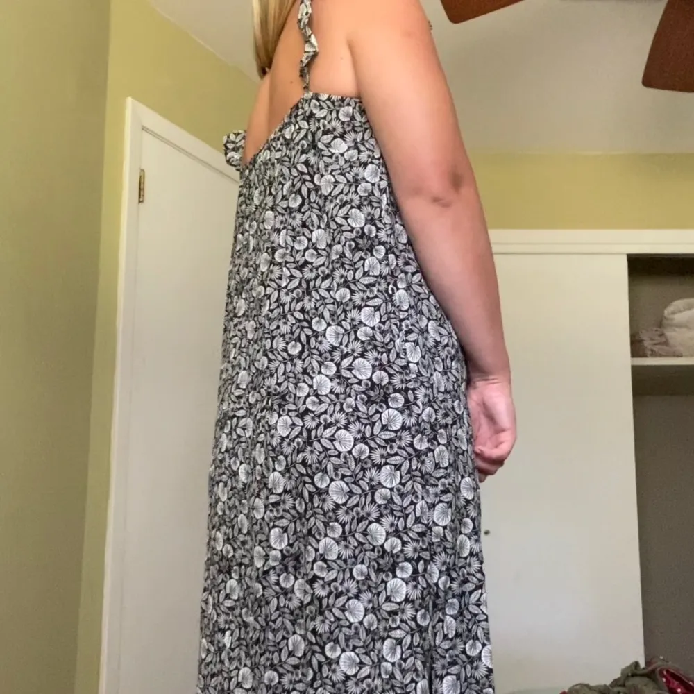 Loft Floral Midi XS Flutter Strap Dress - Image 3