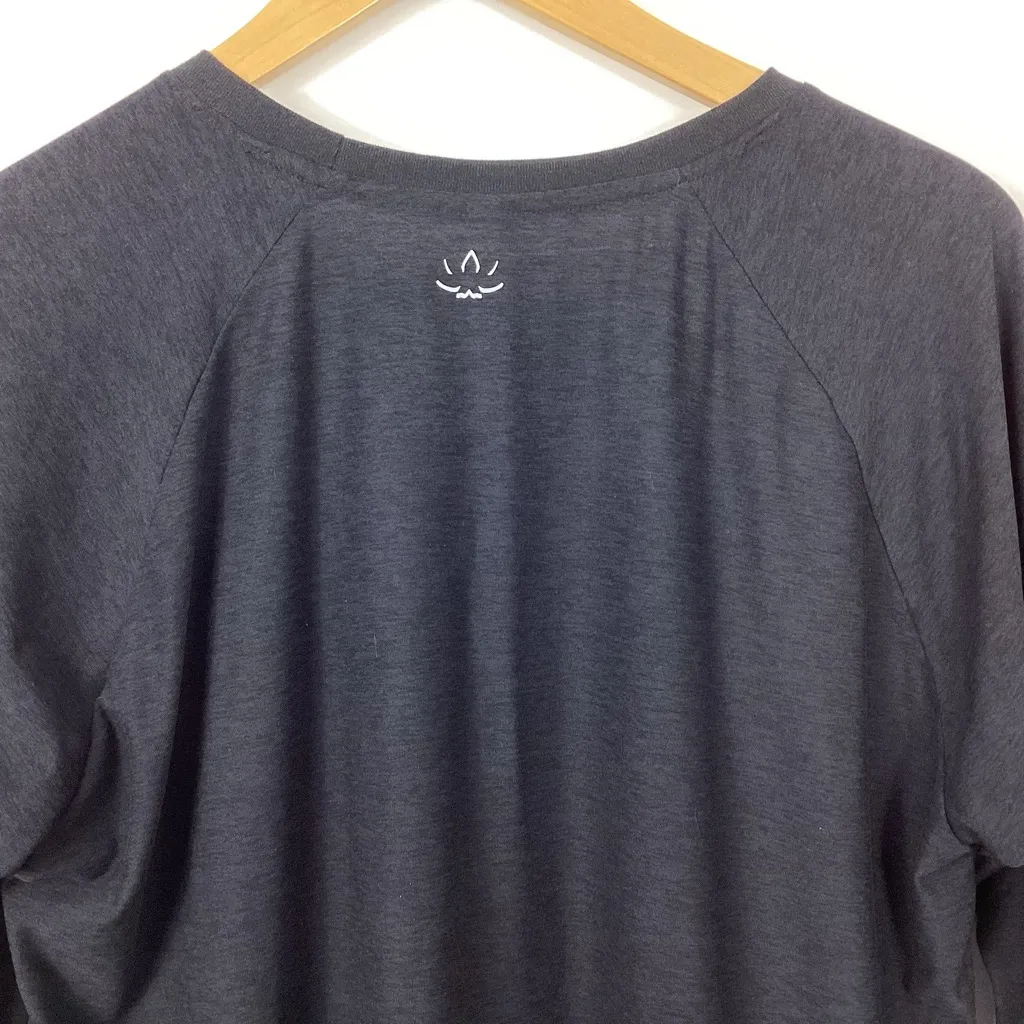 Beyond Yoga Featherweight Long Sleeve T-Shirt Size Medium - Image 6