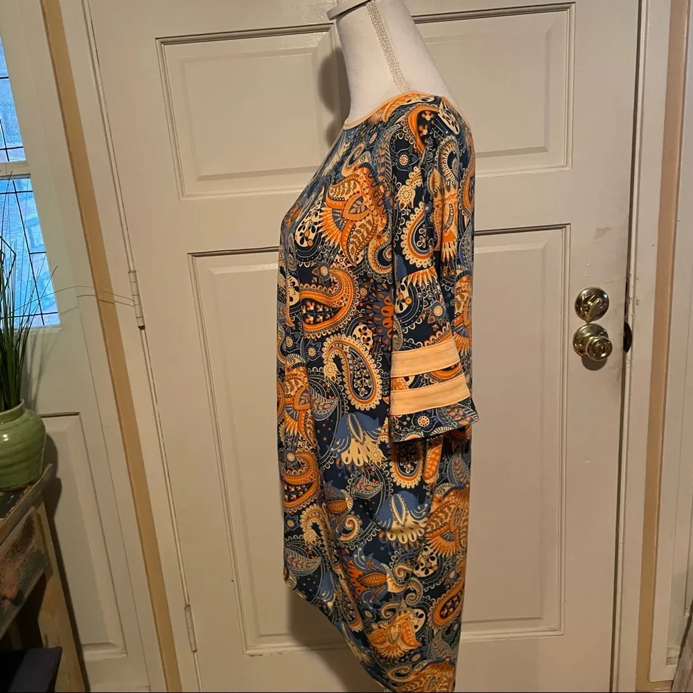 LuLaRoe Hi-Low Short Sleeve Shirt - Image 6