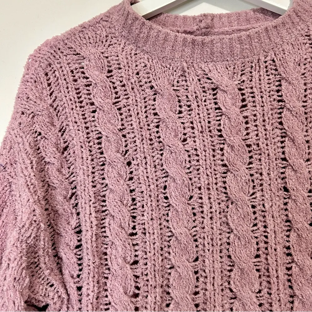 American Eagle Women’s Long Sleeve Loose Knit Pullover Sweater Dusty Pink Medium - Image 2