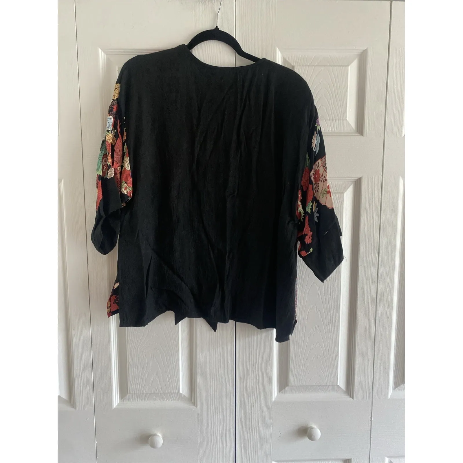 Champagne Collection by All That Glitters Womens One Size Art to Wear Top Black - Image 8