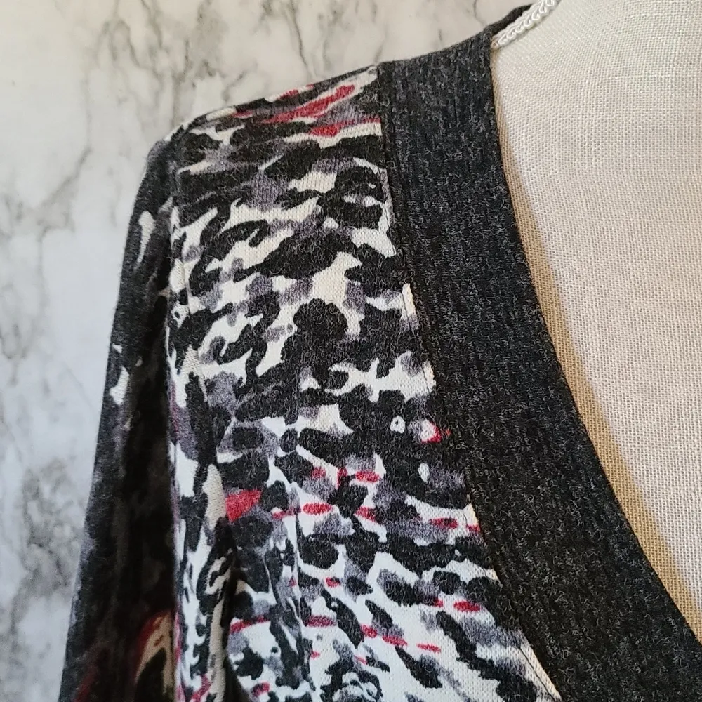 Young threads sweater dress size large - Image 2