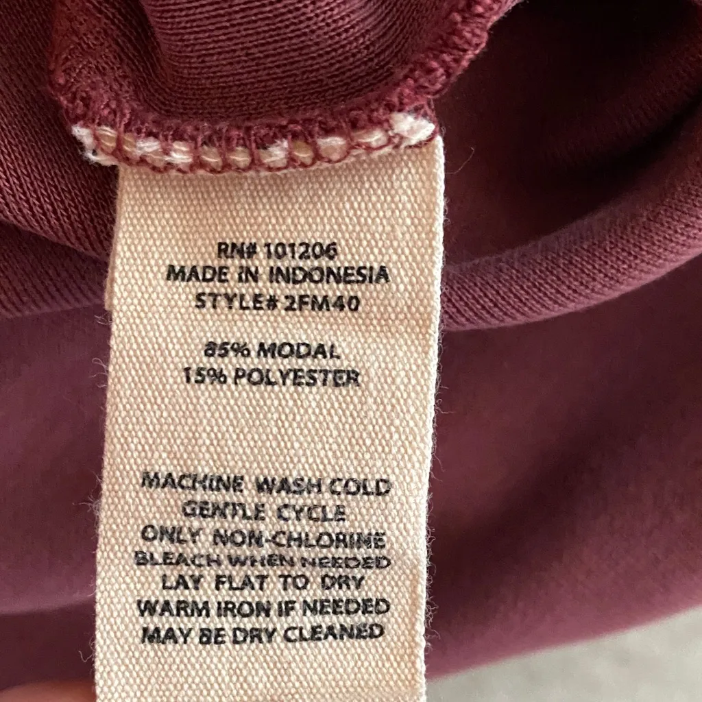 Soft Surroundings Elegant Burgundy Long Sleeve This Top Size M - Image 6