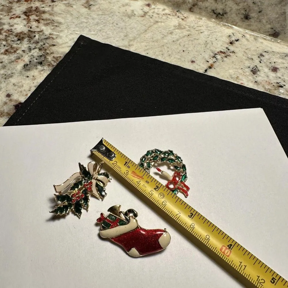 Lot Of 3 Enamel Christmas Holiday Brooch Pins Gold Tone Stocking Holly & Wreath - Image 4