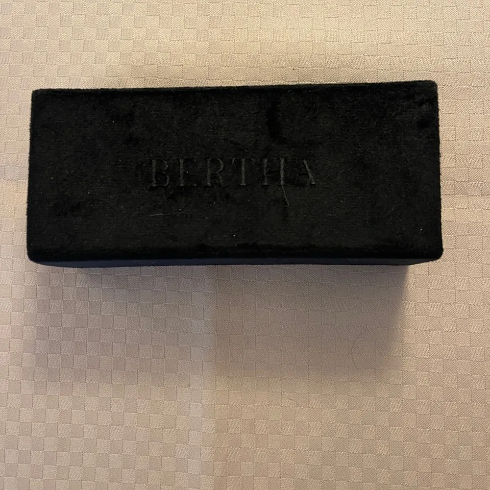 Bertha x Katrina Szish the Celerie black sunglasses NWOT in original velvet box. - Image 12