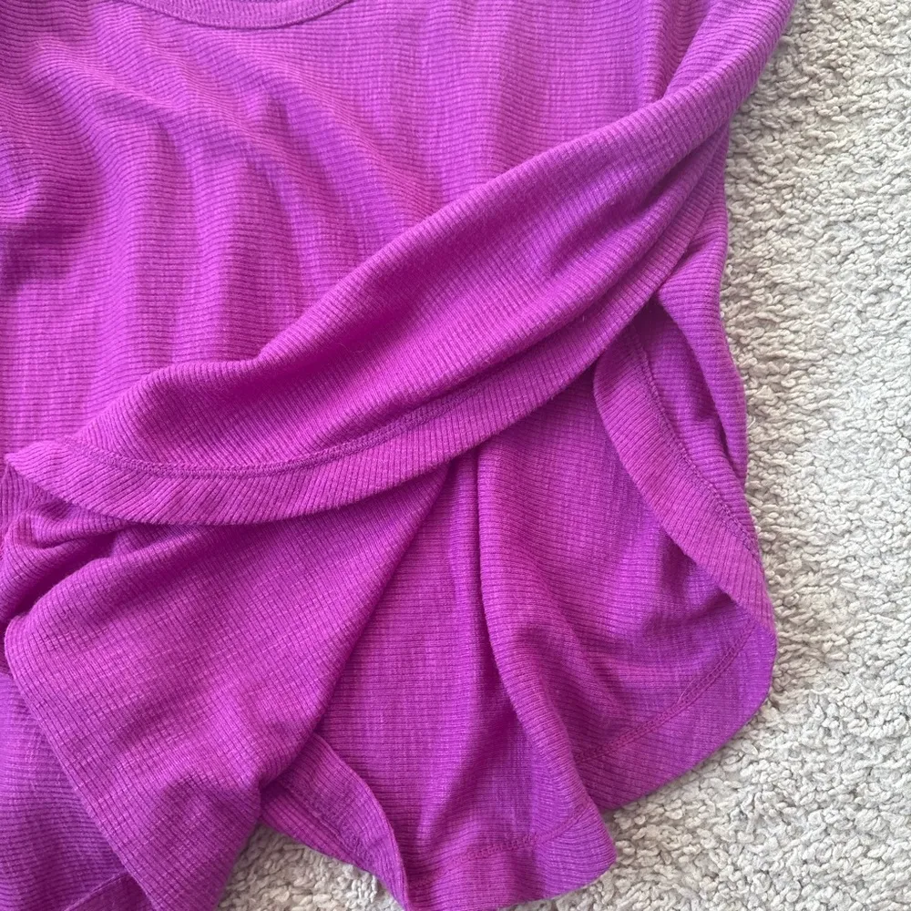 Free People Pink Purple Sleeveless Camisole with Scoop Neck - Image 4