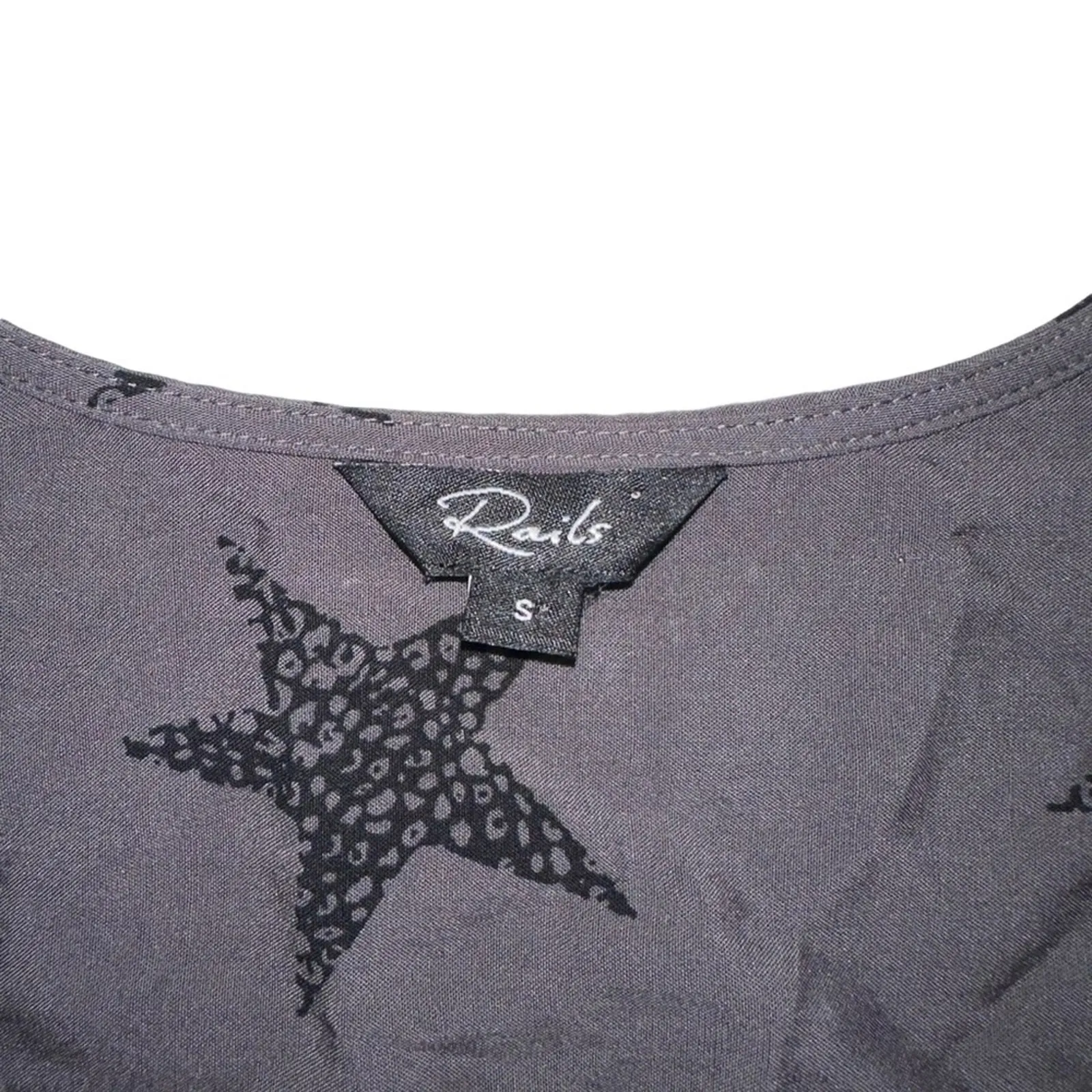 NWOT Rails Hillary Charcoal Cheetah Stars Print Long Sleeve Top SMALL - Image 5