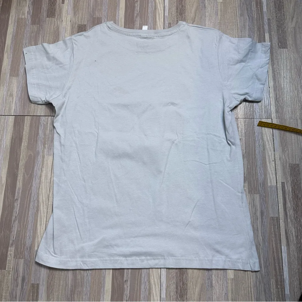 Women’s Gray Marvel Deadpool T-shirt Size XL (NWT) - Image 6