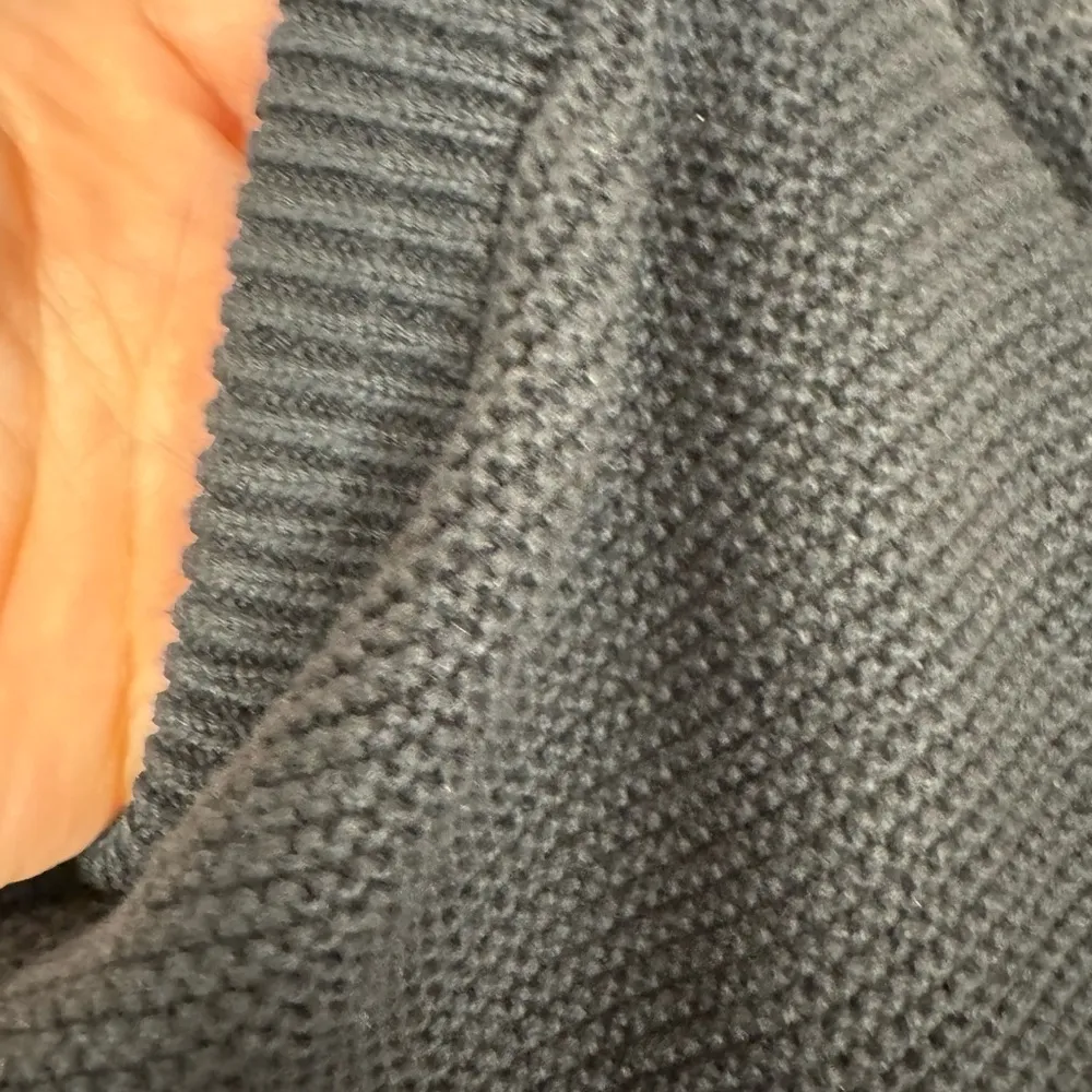 Women’s knitted sweater shorts with drawstring, black size small NWOT - Image 5