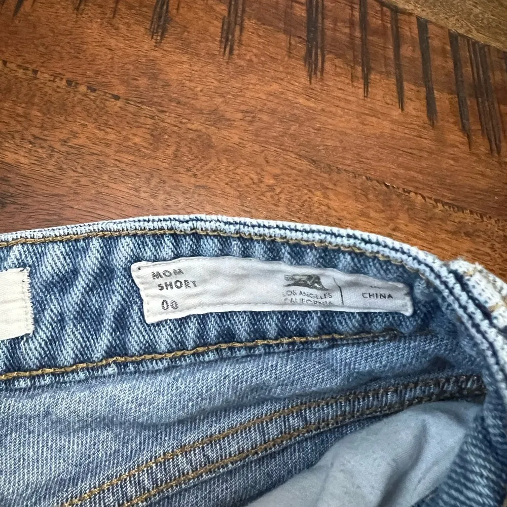 Bullhead Mom Shorts Size 00 - Image 4