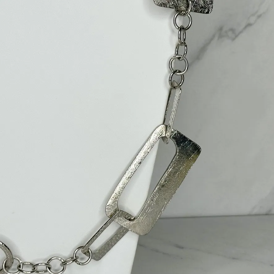 Chunky Geometric Silver Tone Necklace - Image 7