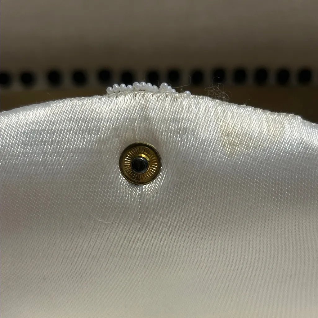 Vintage La Regale Women’s Beaded Evening Bag - Image 5