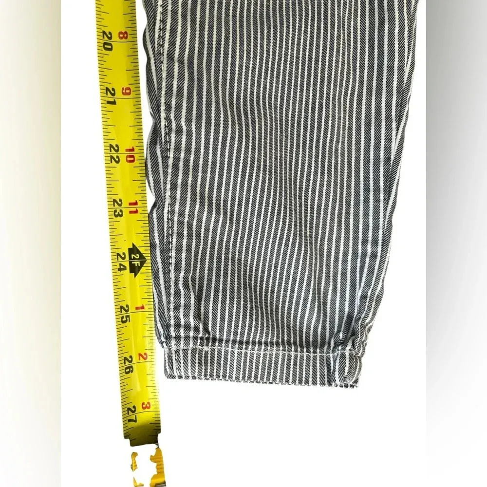 Ladies Free People Gray/White Stripe Denim Jogger, Size 25 - Image 3