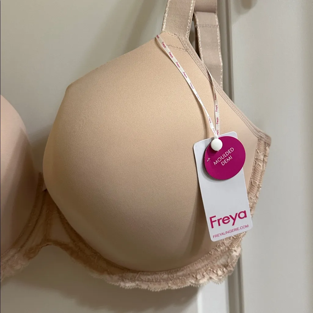 Freya Off beat Natural Beige Molded Bra NEW 32K Style AA5450NAE Tan Size undefined - Image 5