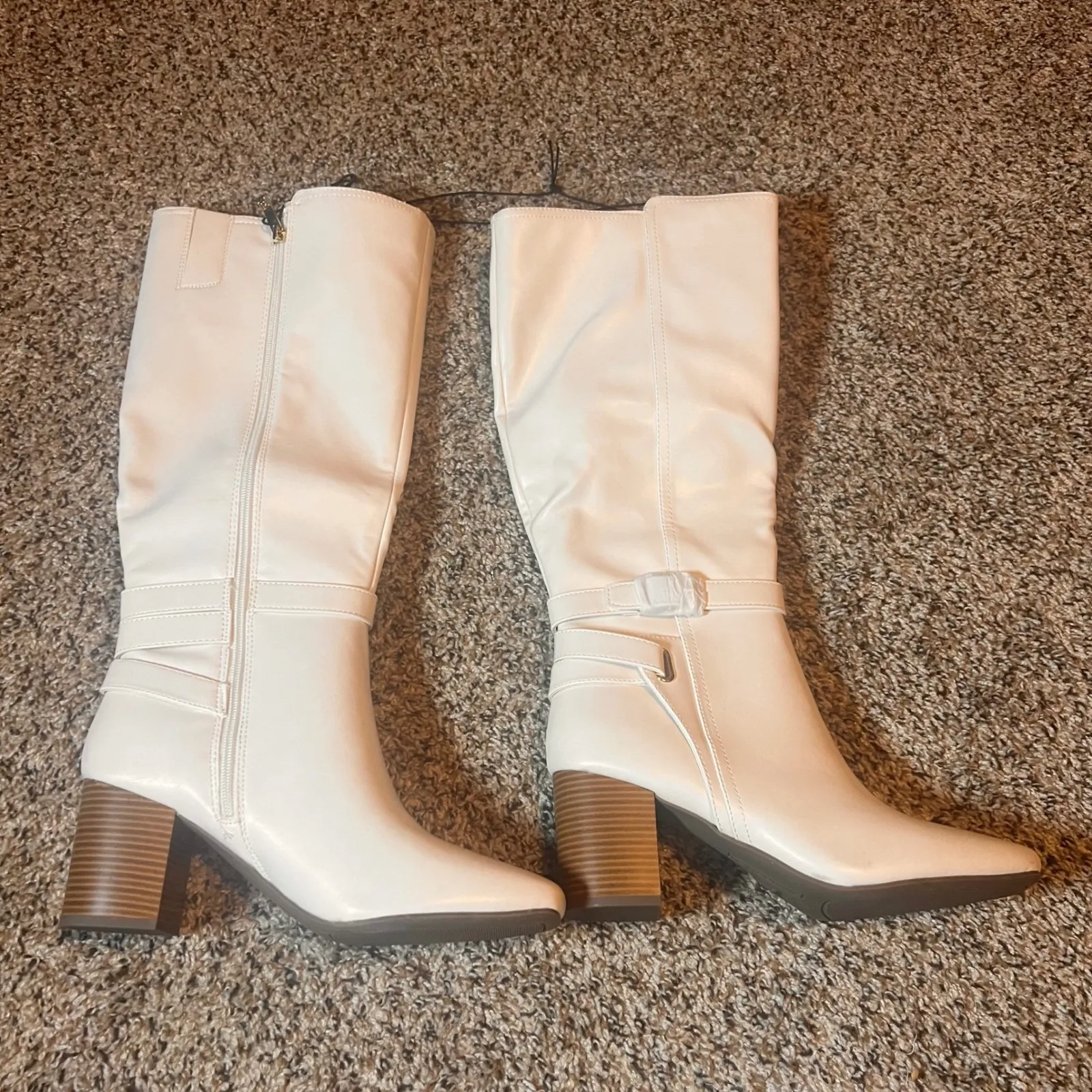 Liz Claiborne Cream Knee High Boots Block Heel Memory Foam Size‎ 9.5 - Image 4