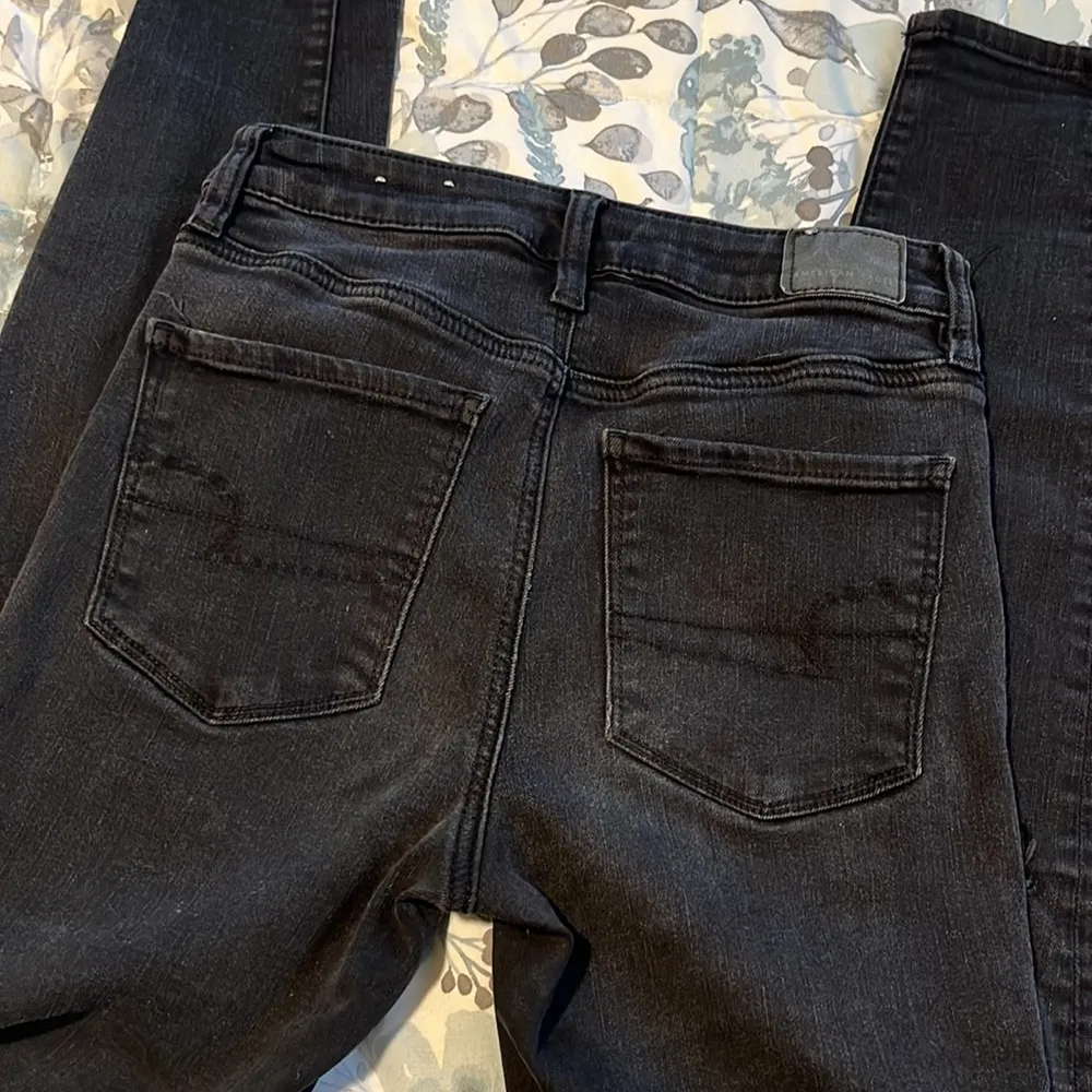 America Eagle Next Level Stretch Black Distressed Jeans Size 2 - Image 8