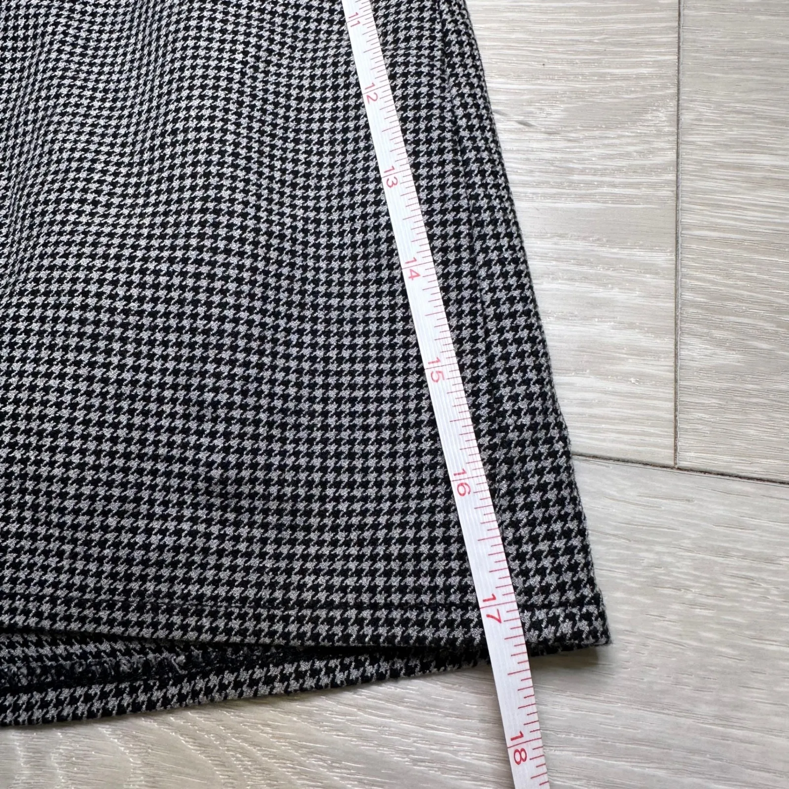 Old navy fall houndstooth mini skirt large basic preppy academia gray charcoal - Image 8