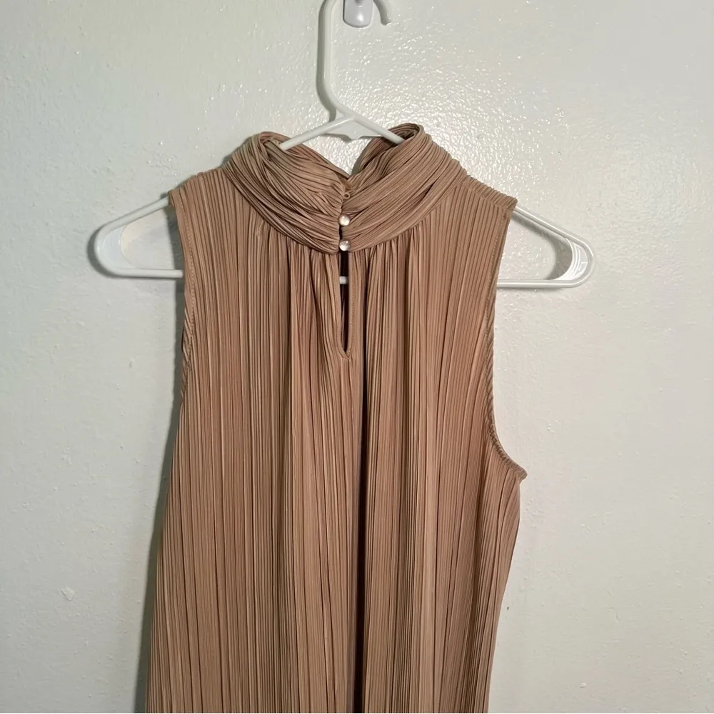 Joseph A. Sleeveless Plisse Blouse Beige XL - Image 8