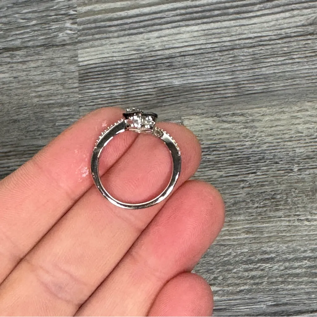 1/10 Carat CTTW Diamond Two Tone Heart Ring Sterling Silver Rolled Gold Size 7 - Image 8