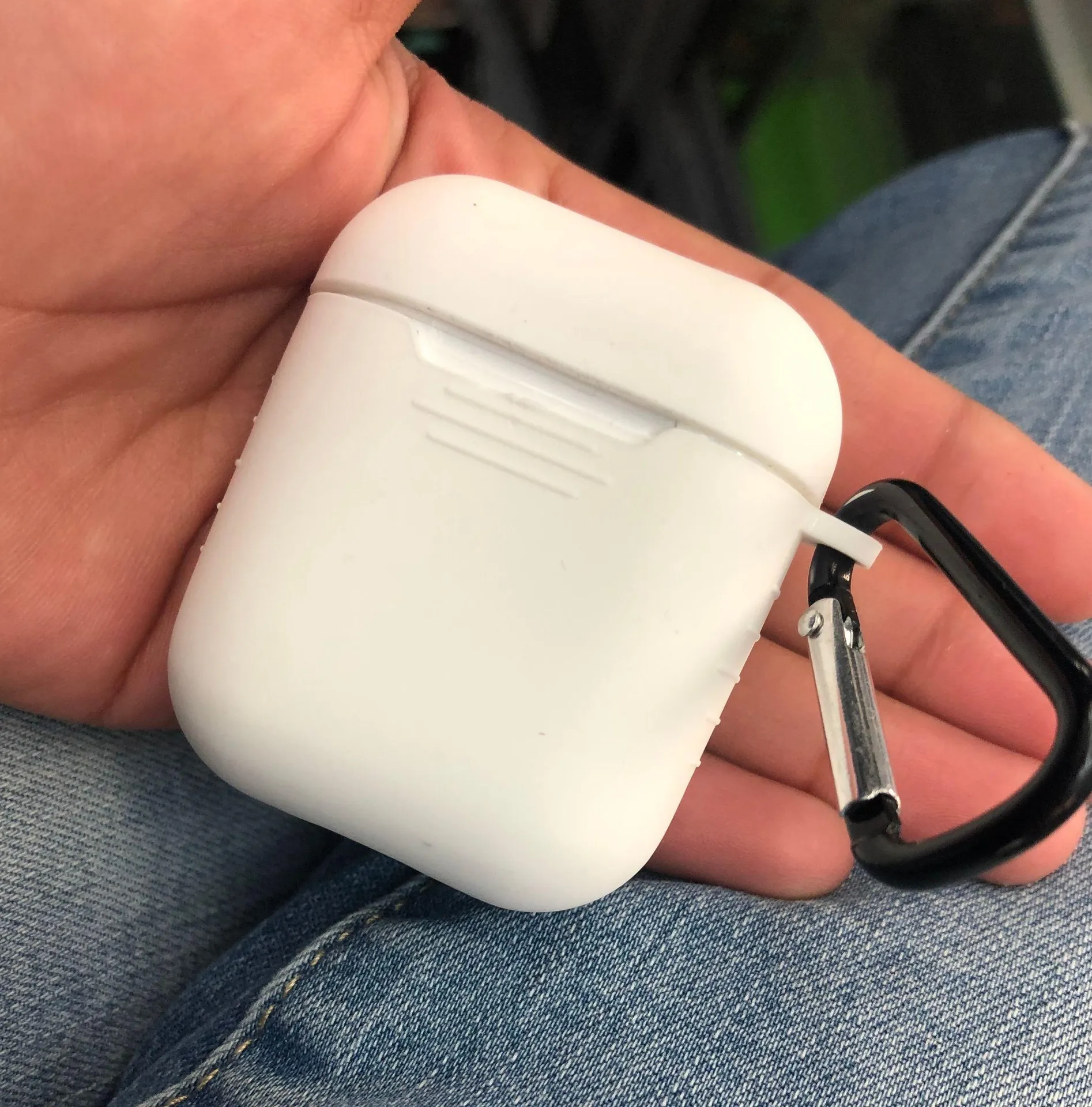 AirPod Case White - Image 4