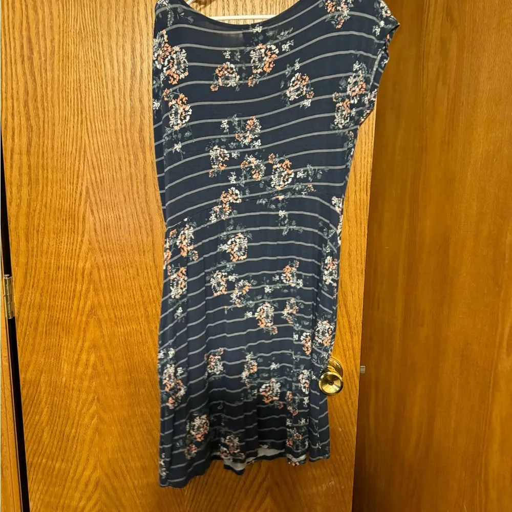 Maurice’s 24/7 dress blue stripes with flowers - Image 2