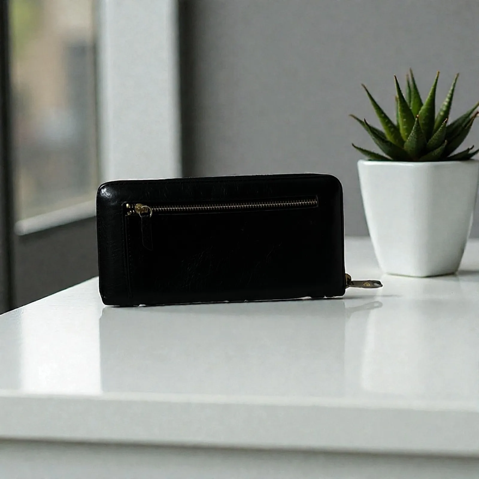 Fossil Black Leather Zip Around Continental Wallet Organizer - Image 2