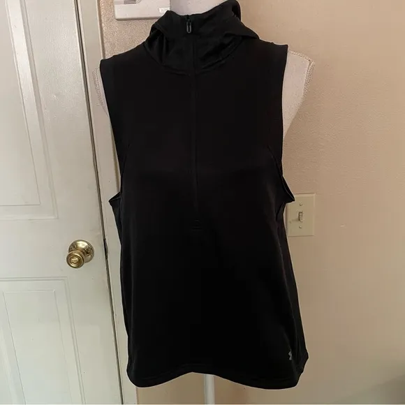 Under Armour Women’s Hooded Vest - Image 2