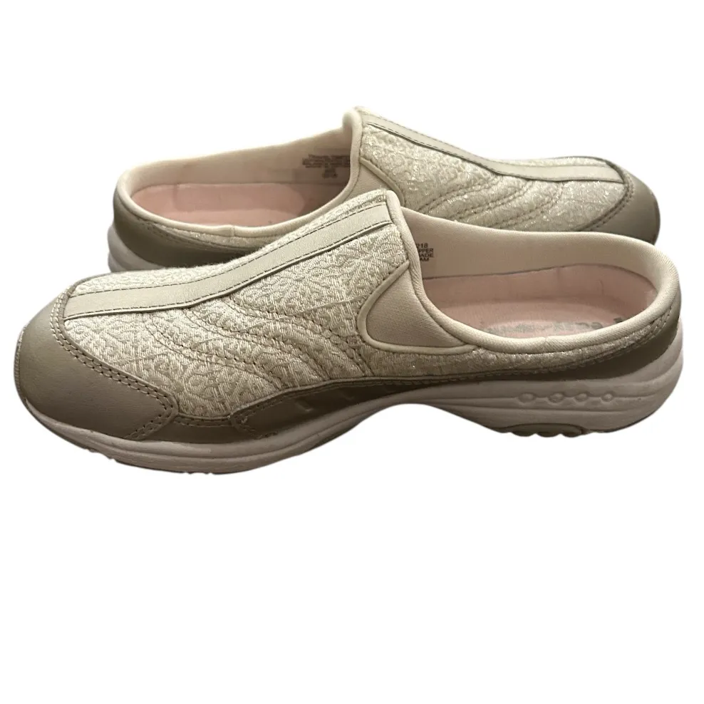 Easy Spirit White Pattern Slip On Shoes Size 7 M - Image 3