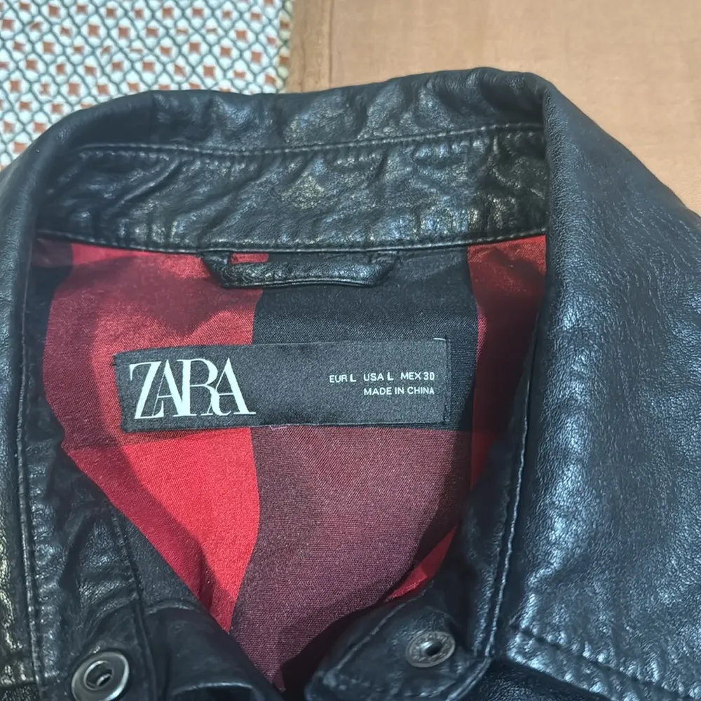 ZARA leather belted trench coat jacket overshirt large - Image 8