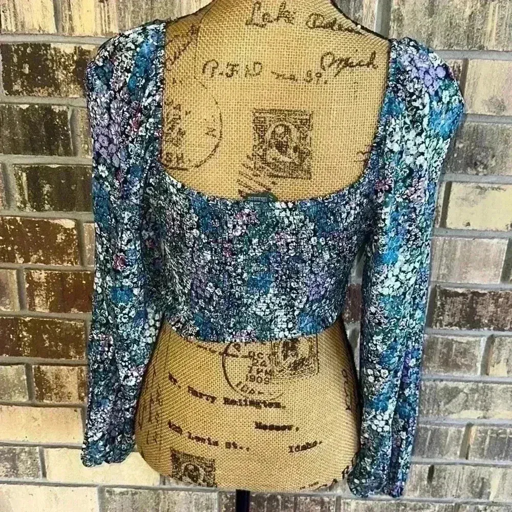 Wild Fable floral long sleeve crop top - Image 9