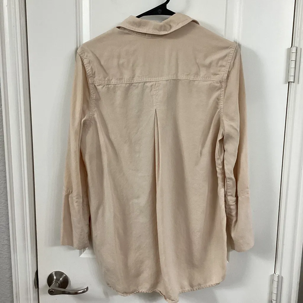 Bella Dahl Light Tan Casual Shirt - Image 3