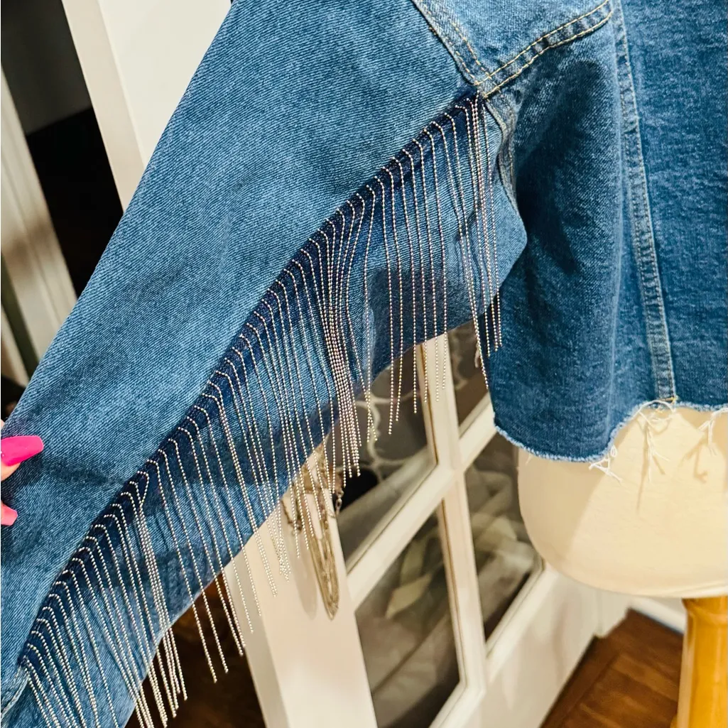 Altar’d State Chain Fringe Cropped Denim Jacket - Image 7