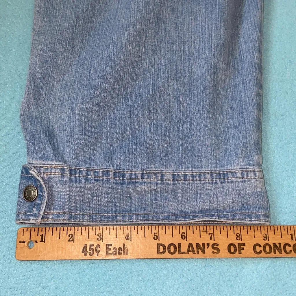 GLORIA VANDERBILT denim blue peddle pushers cargo style snap pockets size 12 - Image 12