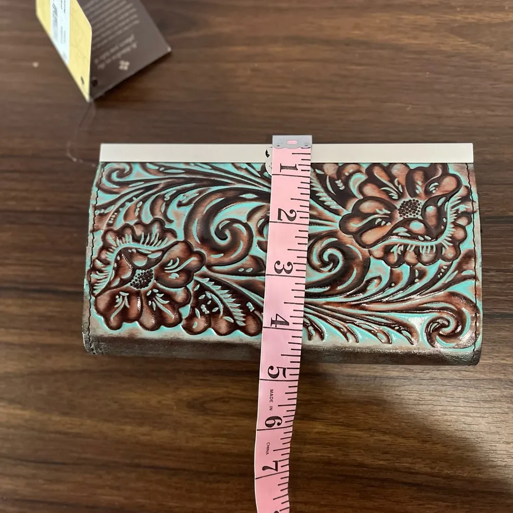 Patricia Nash Cauchy Turquoise Tooled Leather Wallet - Image 11