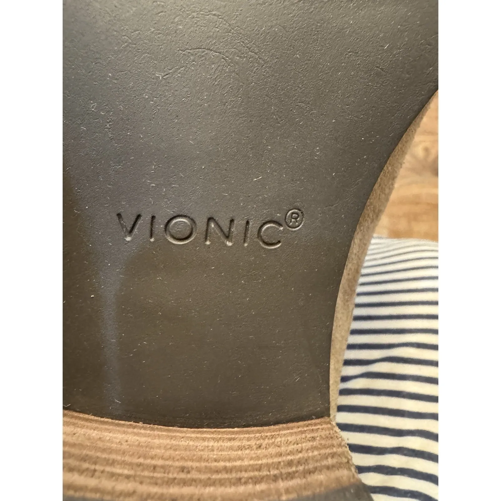 Vionic Women's Vivien Cecily Ankle Boot Supportive Waterproof Short Boots Size 9 - Image 8