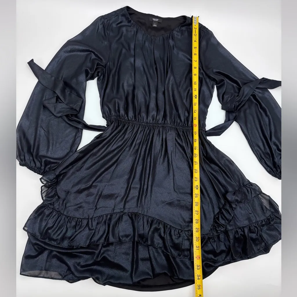 Stylish Black Polyester Garment - Image 7