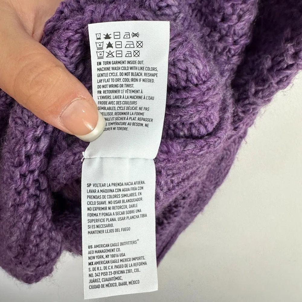 American Eagle Outfitters Sweater Women M Purple Cable Knit Crewneck Chunky Cozy - Image 7