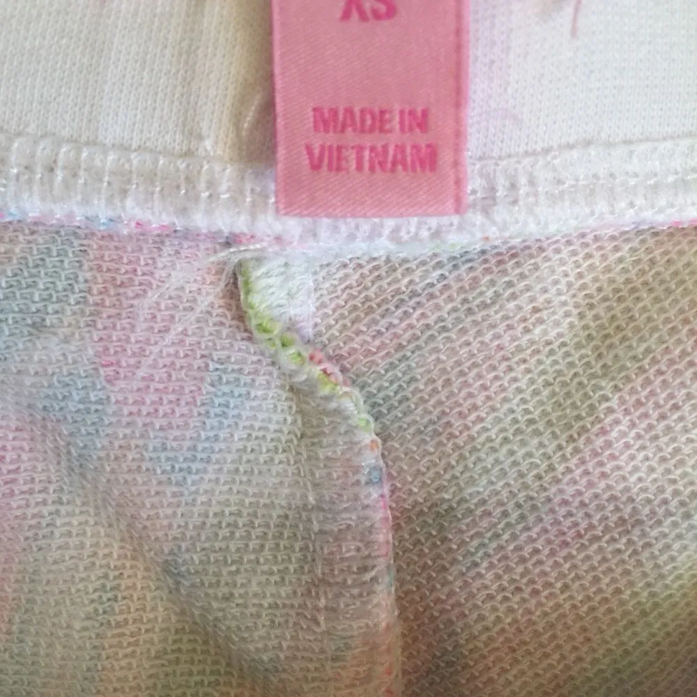 Lilly Pulitzer beach shorts! Sold out! No restock - Image 4