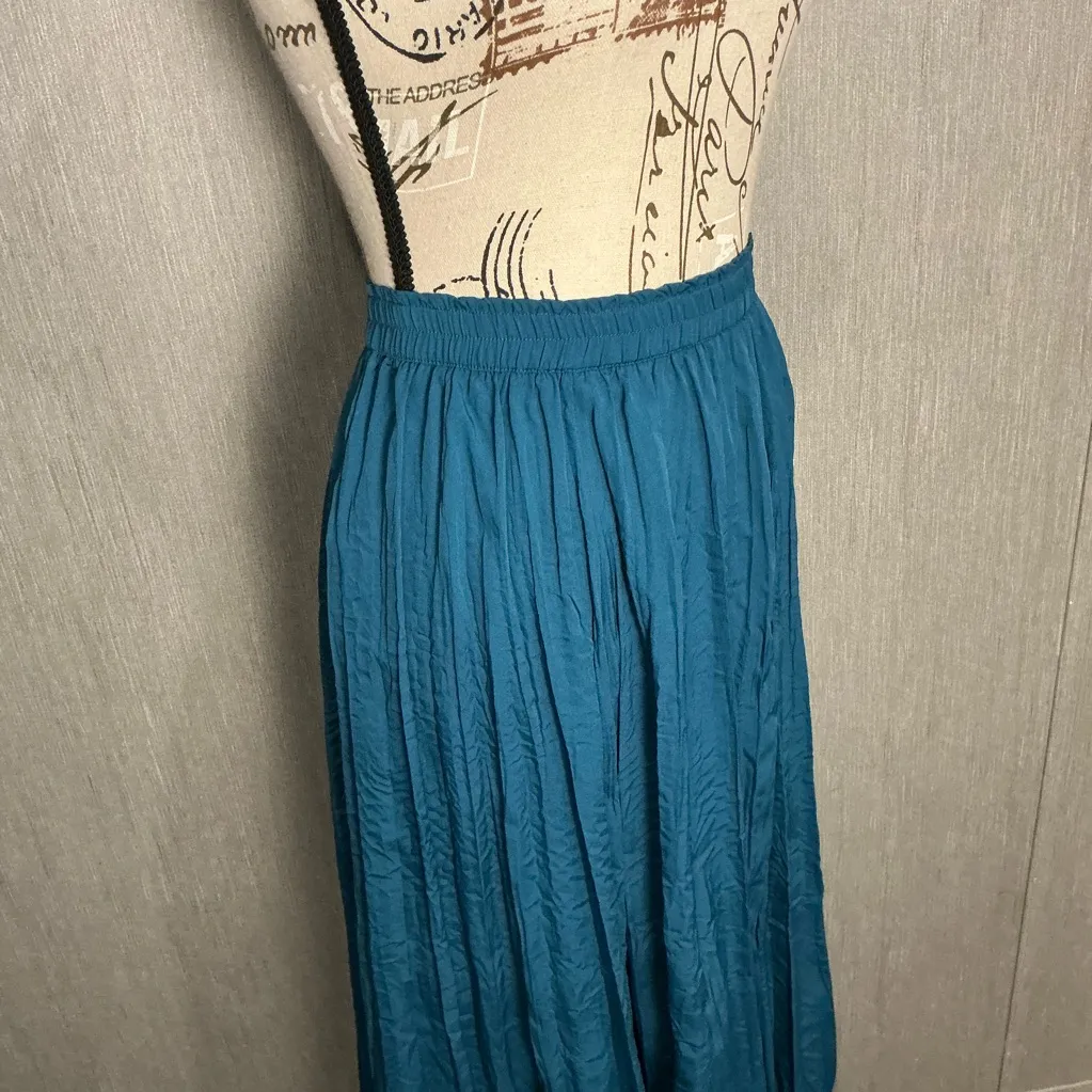Soft Surroundings  Teal Maxi Skirt Size PM - Image 9