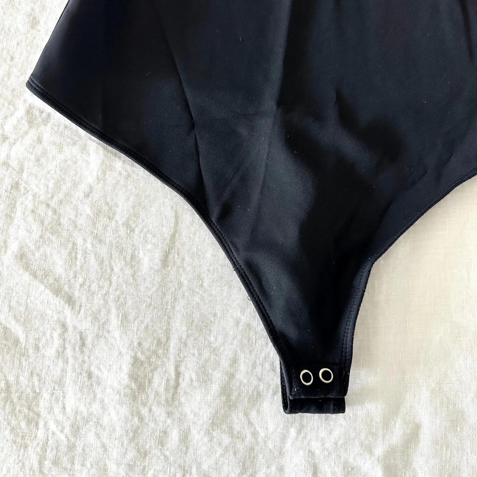 Good American Square Neck Tank Bodysuit - Image 4