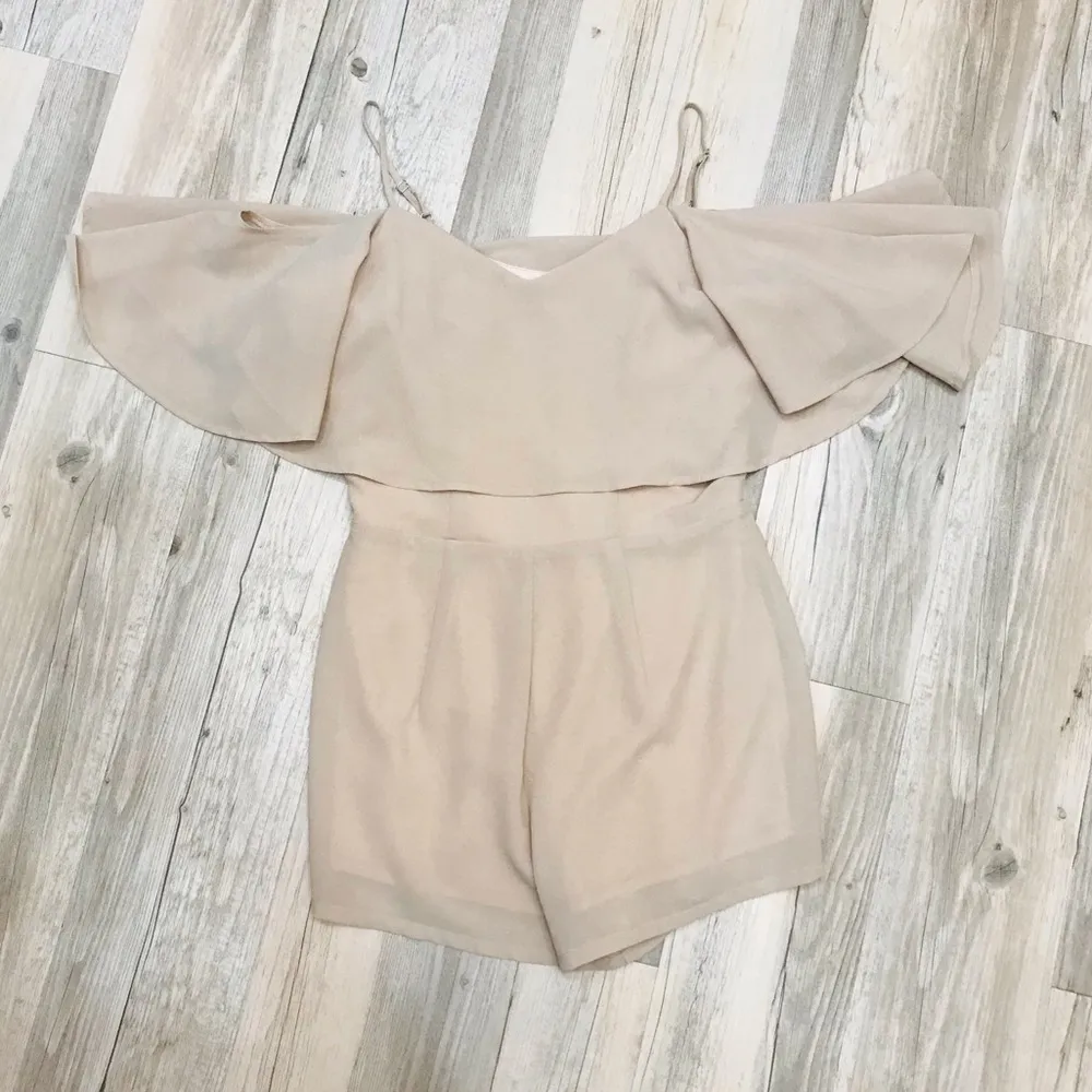 Nude Active USA Boutique Romper sz small - Image 8