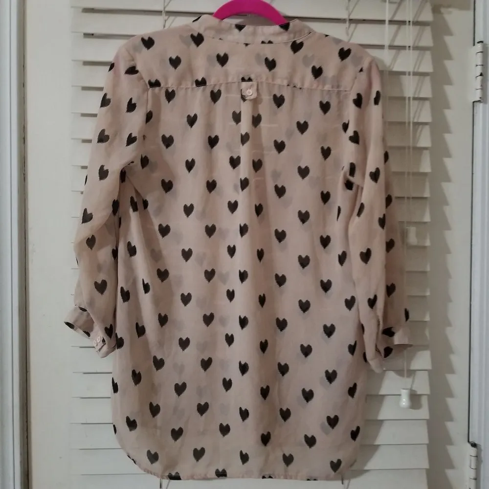 Charming Charlie Medium Hart Print blush half front blouse - Image 2